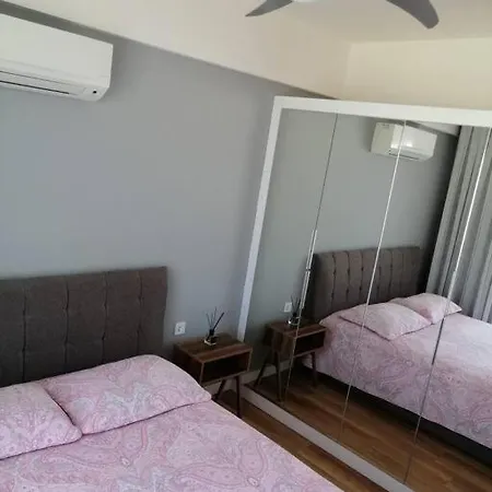 Apartament Havuzlu Sitede 2+1 Modern Teras Kati